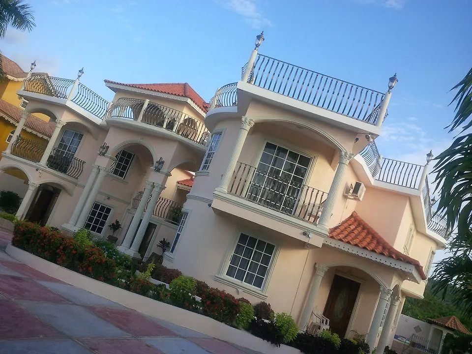 מונטגו ביי Pinnacle View Estate Colors Hideaway #1 & 2 0*, מונטגו ביי ג'מייקה